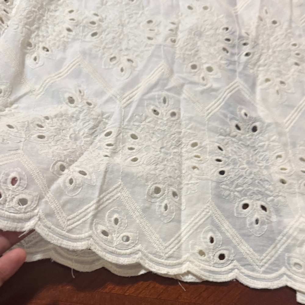 Anthropologie solitaire Sz medium M cottagecore Cream Eyelet Women's Top - Picture 3 of 9